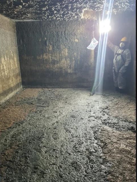 Sewage holding tank interior before cleaning