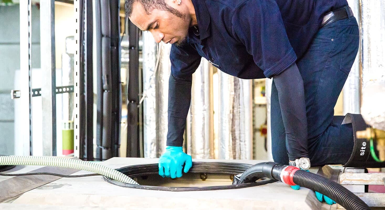 The Dangers of Neglecting Water Tank Cleaning in Dubai