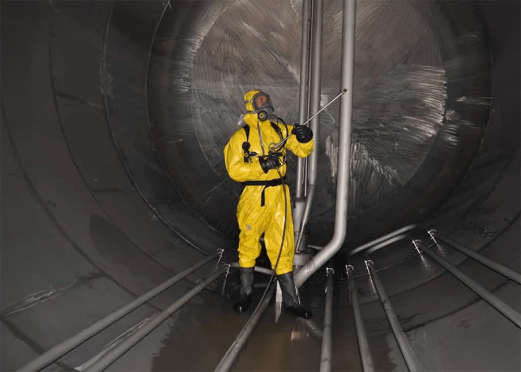 Professional Tank Cleaning for Optimal Efficiency & Safety